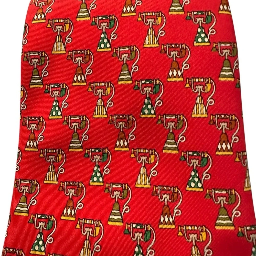 Salvatore Ferragamo Antique Telephone Print 100%‎ Silk Men’s Tie EUC